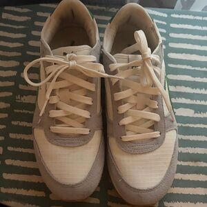 Puma Gray and White Men's Sneakers